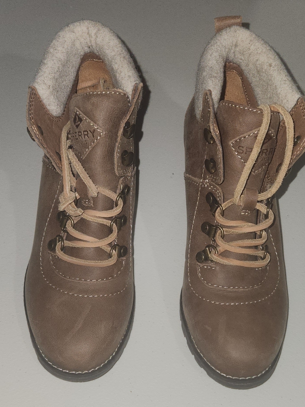 Sperry Celeste Bliss Women's Brown Leather Shearling Collar Boots - Size 8.